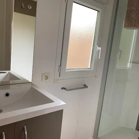 De La Ferme Aux Anesses, Mobil Myrtille Kemp Bressuire